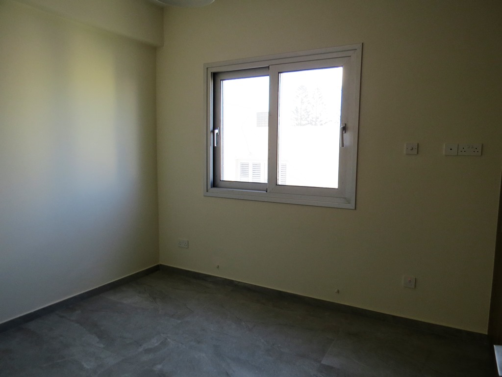 3 Bedroom first floor appartment €1500.00 per month